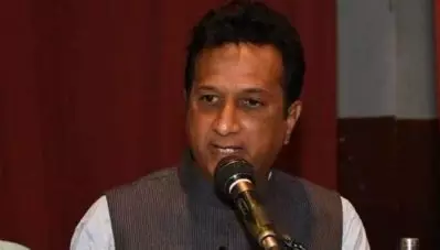 ഗുജറാത്തില്‍ കോണ്‍ഗ്രസ് എം.എല്‍.എയ്ക്ക് കൊവിഡ് 19; രോഗം സ്ഥിരീകരിച്ചത് മുഖ്യമന്ത്രിയുമായുള്ള കൂടിക്കാഴ്ചയ്ക്ക് പിന്നാലെ