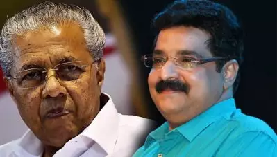 ‘മാസ്‌ക് വെച്ചാല്‍ മിണ്ടരുതെന്നാണ് പിണറായി ധരിച്ചുവെച്ചിരിക്കുന്നത്, ഏകഛത്രാധിപതിയെന്ന് ധാരണ’; കെ.എം ഷാജിയെ പിന്തുണച്ച് മുനീറും കുഞ്ഞാലിക്കുട്ടിയും