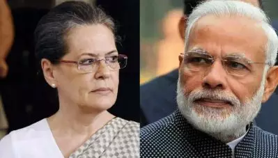 ‘വിദേശയാത്രകള്‍ ഒഴിവാക്കണം, സര്‍ക്കാര്‍ പരസ്യങ്ങള്‍ നിര്‍ത്തണം’; കൊവിഡ് പ്രതിരോധത്തിന് മോദിക്ക് നിര്‍ദേശം നല്‍കി സോണിയാഗാന്ധി