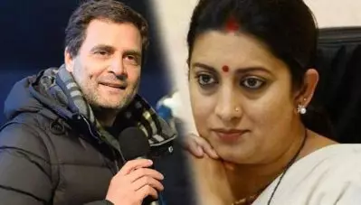 ‘അമേത്തി എം.പി അന്താക്ഷരി കളിക്കുന്നു, രാഹുല്‍ ഗാന്ധി ഉത്തരവാദിത്വം നിറവേറ്റുന്നു’; സ്മൃതി ഇറാനിക്കെതിരെ കോണ്‍ഗ്രസ്