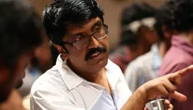 ‘എന്നോ കൈമോശം വന്ന എന്റെ സ്വകാര്യ ഡാറ്റ സ്പ്രിംഗ്‌ളര്‍ അടിച്ചു മാറ്റി വില്‍ക്കുന്നതിനു മുമ്പ് എനിക്ക് വില്‍ക്കണം, 999 പൗണ്ട് തന്നാല്‍മതി’; ബി. ഉണ്ണികൃഷ്ണന്‍