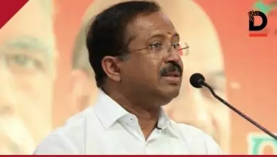 നരേന്ദ്ര മോദി പ്രവാസികളെ തിരികെയെത്തിക്കില്ല എന്ന ധാരണയിലായിരുന്നോ പ്രഖ്യാപനങ്ങൾ?; ക്വാറന്റൈന് പ്രവാസികളിൽ നിന്നും പണം വാങ്ങാൻ കേന്ദ്രം ആവശ്യപ്പെട്ടില്ലെന്ന് വി.മുരളീധരൻ