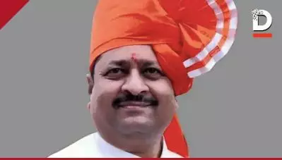 ‘ഇപ്പോൾ പറയാൻ പറ്റത്താത്ത പലകാര്യങ്ങളും ഉണ്ട്’; യെദിയൂരപ്പയ്ക്കെതിരായ വിമത നീക്കത്തിന് മറുപടിയുമായി ബി.ജെ.പി എം.എൽ.എ