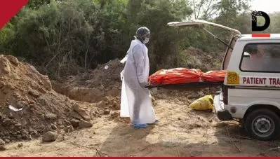 സംസ്‌കരിച്ചത് 112 മൃതദേഹങ്ങള്‍; ആരോഗ്യ ഇന്‍ഷുറന്‍സില്ല, ആവശ്യത്തിന് സുരക്ഷാ സാമഗ്രികളുമില്ലെന്ന് ദല്‍ഹിയിലെ ശ്മശാനം സൂപ്പര്‍വൈസര്‍
