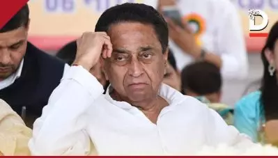 ‘കമല്‍ നാഥിനെയും മകനെയും കാണ്മാനില്ല’; കണ്ടെത്തുന്നവര്‍ക്ക് പ്രതിഫലം പ്രഖ്യാപിച്ച് മധ്യപ്രദേശില്‍ പോസ്റ്റര്‍