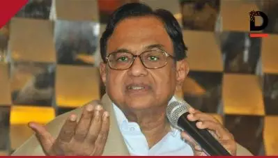 ‘അതിഥി തൊഴിലാളികളുടെ കൈകളിലേക്ക് ഒരു സഹായവും എത്തുന്നില്ല’; പി.എം കെയേഴ്‌സിനെതിരെ പി. ചിദംബരം