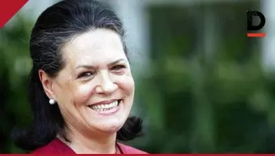 ‘ജയ് തെലങ്കാന, ജയ് സോണിയാമ്മ’; ചരിത്ര മുന്നേറ്റം സംസ്ഥാന രൂപീകരണത്തിന് മുന്‍കൈയെടുത്ത സോണിയ ഗാന്ധിക്ക് സമര്‍പ്പിച്ച് തെലങ്കാന കോണ്‍ഗ്രസ്