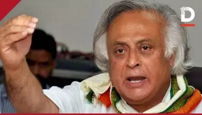 “56 ഇഞ്ച് 56 മില്ലിമീറ്ററായി ചുരുങ്ങിയിട്ടുണ്ട്”; അതിര്‍ത്തി പ്രശ്‌നം സൈനികരുടെ വീഴ്ചയായി ചിത്രീകരിക്കുന്ന ‘മോദി-മാധ്യമങ്ങളുടെ’ നടപടി നാണക്കേടെന്ന് ജയറാം രമേശ്