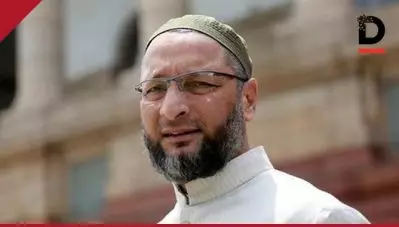 ബാബരി മസ്ജിദ് തുറന്നുകൊടുത്തത് രാജീവ് ഗാന്ധിയാണ്, തകര്‍ക്കുന്നത് നോക്കിനിന്നത് നരസിംഹറാവുവാണ്, എല്ലാ ക്രെഡിറ്റും എടുത്തോളൂ; രാമക്ഷേത്ര ഭൂമി പൂജയ്ക്ക് ക്ഷണിക്കണമെന്നാവശ്യപ്പെട്ട കോണ്‍ഗ്രസിനെ വിമര്‍ശിച്ച് ഒവൈസി