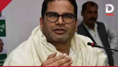 ഇപ്പോള്‍ തെരഞ്ഞെടുപ്പല്ല നടത്തേണ്ടത് ; ജനങ്ങളുടെ ജീവന്‍ പണയംവെച്ച് തെരഞ്ഞെടുപ്പിനിറങ്ങരുതെന്ന് നിതീഷ് കുമാറിനോട് പ്രശാന്ത് കിഷോര്‍