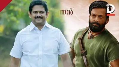 ‘വാരിയംകുന്നന്‍ നായകന്‍ തന്നെ’; സംഘപരിവാര്‍ തടസ്സം നിന്നാല്‍ കോണ്‍ഗ്രസ് ഒ.ബി.സി വിഭാഗം ചെറുക്കുമെന്ന് സുമേഷ് അച്യുതന്‍