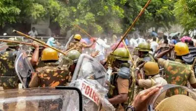 തൂത്തുക്കൂടി സ്റ്റെര്‍ലൈറ്റ് പ്ലാന്റ് തുറക്കേണ്ടതില്ല; മദ്രാസ് ഹൈക്കോടതി