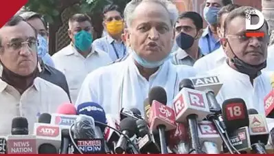 ‘നിങ്ങളതിനെക്കുറിച്ച് മാധ്യമങ്ങളില്‍ പറയുന്നുണ്ടല്ലോ?’; ഗവര്‍ണര്‍ ഗെലോട്ടിനോട് ചോദിച്ച ചോദ്യങ്ങളില്‍ രണ്ടെണ്ണം വിശ്വാസ വോട്ടെടുപ്പിനെക്കുറിച്ച്?
