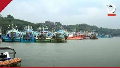 ബേപ്പൂര്‍ തുറമുഖം അടക്കും; തീരുമാനം ബോട്ടിലെ തൊഴിലാളികള്‍ക്ക് കൊവിഡ് സ്ഥിരീകരിച്ചതിന് പിന്നാലെ