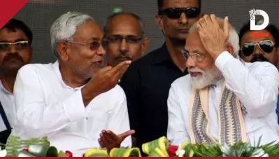 ബീഹാര്‍ എന്‍.ഡി.എയില്‍ വിള്ളല്‍; പ്രധാന ഘടകകക്ഷികള്‍ ഇടഞ്ഞുതന്നെ; ദളിത് വോട്ടുകള്‍ ഉന്നമിട്ടുള്ള നീക്കങ്ങളില്‍ ആര് നേടും?