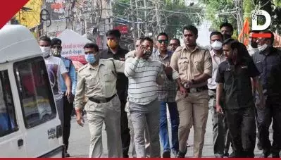 ‘ഉന്നതരെ രക്ഷിക്കാനും തെളിവുകള്‍ നശിപ്പിക്കാനും? ‘ വികാസ് ദുബെ പൊലീസ് കസ്റ്റഡിയില്‍ കൊല്ലപ്പെട്ടതിന് പിന്നാലെ ഉയര്‍ന്നുവരുന്ന ചോദ്യങ്ങള്‍