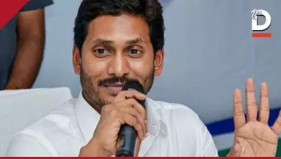 രാഷ്ട്രീയ എതിരാളികള്‍ക്കെതിരെ ഭീകരത അഴിച്ചുവിടുന്നു; ജഗന്‍ മോഹന്‍ റെഡിക്കെതിരെ 52 പേജില്‍ പരാതിയുമായി തെലുങ്കുദേശം പാര്‍ട്ടി