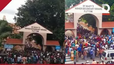 തിരുവനന്തപുരത്ത് കൊവിഡ് നിയന്ത്രണങ്ങള്‍ ലംഘിച്ച് നൂറുകണക്കിന് വിദ്യാര്‍ത്ഥികളും രക്ഷിതാക്കളും