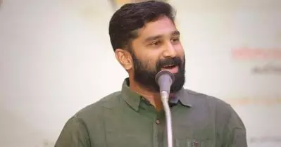വി. ടി ബല്‍റാമിനെതിരെയും വിമത നീക്കം; സി. വി ബാലചന്ദ്രന്റെ നേതൃത്വത്തില്‍ യോഗം ചേര്‍ന്ന് ഐ ഗ്രൂപ്പ്