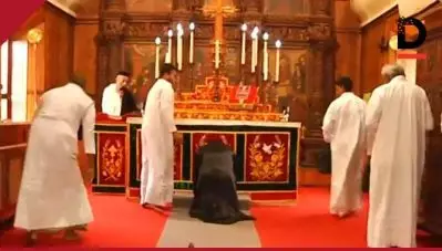 പിറവം പള്ളിയും ഏറ്റെടുക്കാന്‍ ജില്ലാ ഭരണകൂടം; റവന്യൂ ഉദ്യോഗസ്ഥരും പൊലീസും സ്ഥലത്ത്