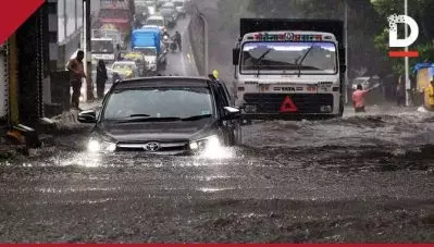 കൊവിഡിലും മഴയിലും വിറച്ച് മഹാരാഷ്ട്ര; അടുത്തത് കേരളമോ?
