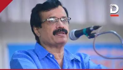 ‘എസ്.എഫ്.ഐ സ്ഥാനാര്‍ത്ഥിയായി നിന്നു ജയിച്ച ആളല്ല ഇന്നത്തെ മന്ത്രി’; വിദ്യാഭ്യാസ മന്ത്രിയുടെ എ.ബി.വി.പി ബന്ധത്തില്‍ സി. ആര്‍ നീലകണ്ഠന്‍