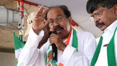 ‘ആ വസ്തുത അംഗീകരിക്കപ്പെട്ടിരിക്കുന്നു’; ജനാധിപത്യത്തെ സംരക്ഷിത്താന്‍ കഴിയാത്ത പാര്‍ട്ടിയായി കോണ്‍ഗ്രസ് മാറി; വീരപ്പമൊയ്ലി