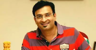 ‘കൊവിഡ് കാലത്ത് ജീവിതം തിരിച്ചു പിടിക്കാന്‍ നോക്കുന്നവരാണ് അവര്‍’; വഴിയോര കച്ചവടക്കാരെ ഒഴിപ്പിക്കാനുള്ള ശ്രമത്തിനെതിരെ വിമര്‍ശനവുമായി എന്‍ പ്രശാന്ത്
