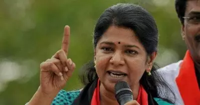 ബി.ജെ.പി ഭരിക്കുന്ന സംസ്ഥാനങ്ങളില്‍ എല്ലാ ജാതിയില്‍ നിന്നും പൂജാരിമാരെ നിയമിക്കുമോ; കനിമൊഴി