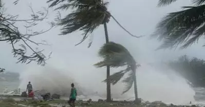 സംസ്ഥാനത്ത് ശക്തമായ മഴയ്ക്കും കാറ്റിനും മിന്നലിനും സാധ്യത; ജാഗ്രത പുലര്‍ത്തണമെന്ന് കാലാവസ്ഥ നിരീക്ഷണ വകുപ്പ്