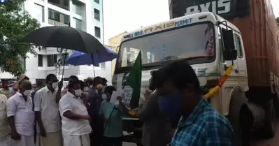 നേപ്പാള്‍ നിരത്തുകള്‍ കീഴടക്കാന്‍ കേരളത്തിന്റെ സ്വന്തം ഇലക്ട്രിക് ഓട്ടോ നീംജി യാത്ര തുടങ്ങി