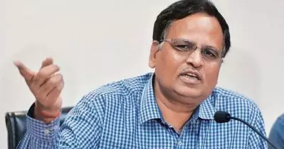 ‘പ്ലാസ്മ തെറാപ്പിയാണ് കൊവിഡില്‍ നിന്നും എന്നെ രക്ഷിച്ചത്’; ചികിത്സാ രീതി നീക്കം ചെയ്യരുതെന്ന് ഐ.സി.എം.ആറിനോട് സത്യേന്ദ്ര ജയിന്‍