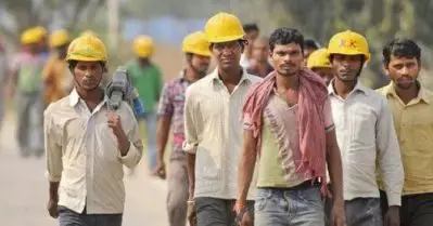 പൗരന്മാരുടെ അവകാശമില്ലാതാക്കാനുള്ള അവസരമല്ല കൊവിഡ്; ഓവര്‍ടൈമിന് കൂലി നിഷേധിച്ച ഗുജറാത്ത് സര്‍ക്കാരിനോട് സുപ്രീം കോടതി