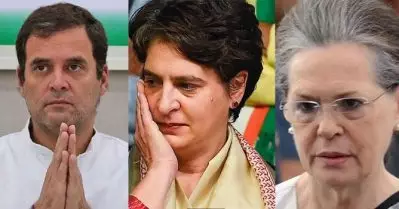രാമക്ഷേത്രത്തിന് ആശംസ നേര്‍ന്ന പ്രിയങ്ക ബാബരി വിധിയില്‍ തുടരുന്ന മൗനം; അന്നും ഇന്നും ഒഴിഞ്ഞുമാറുന്ന രാഹുലും സോണിയയും