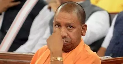 സ്വന്തം മകളാണെങ്കില്‍ ഇങ്ങനെ സംസ്‌കരിക്കാന്‍ അനുവദിക്കുമോ?ഹാത്രാസില്‍ യു.പി പൊലീസിനെതിരെ ഹൈക്കോടതി