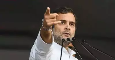 മോദിയുടെ കോലം കത്തിച്ചുകൊണ്ട് തുടരുന്ന ഈ പ്രതിഷേധം രാജ്യത്തിന് അപമാനമാണ്; ഇനിയെങ്കിലും കര്‍ഷകരെ കേള്‍ക്കണം; മോദിയോട് രാഹുല്‍