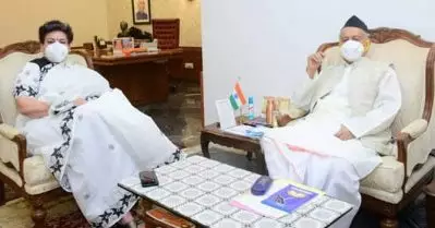 വനിതാ കമ്മീഷന്‍ അധ്യക്ഷയും മഹാരാഷ്ട്ര ഗവര്‍ണറും നടത്തിയ കൂടിക്കാഴ്ചയിലെ പ്രധാന ചര്‍ച്ചാവിഷയം ‘ലൗ ജിഹാദ്’