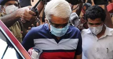 സന്തോഷ് ഈപ്പന്‍ സ്വപ്‌നയ്ക്ക് നല്‍കിയ ഐഫോണുകളില്‍ ഒന്ന് ഉപയോഗിച്ചിരുന്നത് ശിവശങ്കര്‍