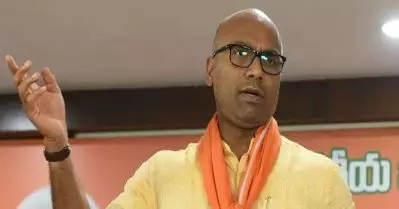 അധികാരത്തിലെത്തിയാല്‍ ഒവൈസിയുടെയും സഹോദരന്റെയും വായടപ്പിക്കും; തങ്ങളുടെ സേവകരാക്കുമെന്ന് ബി.ജെ.പി എം.പി