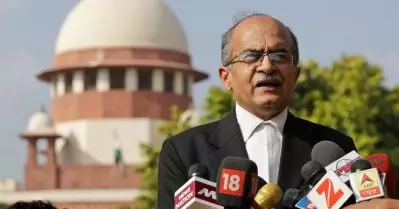 “കൂട്ടിലെ തത്ത ഒരു വര്‍ഷം കൂടി കൂട്ടിലിരിക്കും”; എന്‍ഫോഴ്സ്മെന്റ് ഡയറക്ടര്‍ക്ക് കാലാവധി നീട്ടിനല്‍കിയ കേന്ദ്രത്തിനെ പരിഹസിച്ച് പ്രശാന്ത് ഭൂഷണ്‍