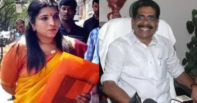 ‘ഏറ്റവും കൂടുതല്‍ സ്ത്രീകളെ അപമാനിച്ച പാര്‍ട്ടിയാണ് കോണ്‍ഗ്രസ്; പഠിപ്പിക്കേണ്ടത് എന്നെയല്ല പാര്‍ട്ടി നേതാക്കളെ’, മുല്ലപ്പള്ളിയോട് സരിത