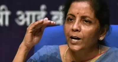 സമ്പദ്‌വ്യവസ്ഥയെ ഉയര്‍ത്താന്‍ പുതിയ പാക്കേജുമായി നിര്‍മല സീതാരാമന്‍ ഉടനെത്തുമെന്ന് റിപ്പോര്‍ട്ട്
