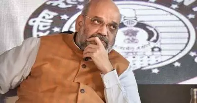 ബി.ജെ.പിക്കാര്‍ കലാപകാരികളാണെന്ന് നിങ്ങള്‍ മറക്കരുത്; ബി.ജെ.പിയിലേക്ക് പോകുന്നവരോട് മമതാ ബാനര്‍ജി