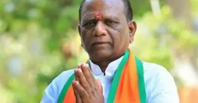 നടുവേദനയ്ക്കും കഴുത്ത് വേദനയ്ക്കും സൗജന്യ ചികിത്സ വേണമെങ്കില്‍ എം.പിയായി തുടരണമെന്ന് അവര്‍ പറഞ്ഞു; രാജിപിന്‍വലിക്കുന്നെന്ന് കേന്ദ്രമന്ത്രി