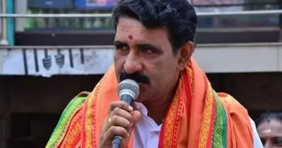 ‘തെരഞ്ഞെടുപ്പ് തോല്‍വിയില്‍ തന്നേയും കുടുംബത്തേയും വേട്ടയാടുന്നു’; ബി. ഗോപാലകൃഷ്ണനെതിരെ സൈബര്‍ സെല്ലില്‍ പരാതി നല്‍കി ഹിന്ദു ഐക്യവേദി നേതാവ്