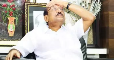 കാര്യങ്ങള്‍ കൈവിട്ടു പോകുമോ എന്ന പേടി; തുടരെ അരമനകള്‍ കയറിയിറങ്ങുന്ന കുഞ്ഞാലിക്കുട്ടി