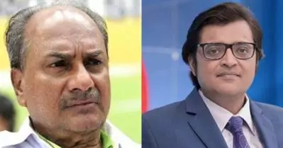 സൈനിക രഹസ്യങ്ങൾ ചോർത്തുന്നത് രാജ്യദ്രോഹക്കുറ്റം; അർണബിന് ഒരേ നാണയത്തിൽ മറുപടി നൽകി എ.കെ ആന്റണി
