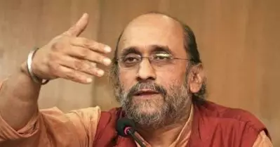 അദാനി ​ഗ്രൂപ്പിന്റെ പരാതിയിൽ മാധ്യമപ്രവർത്തകൻ പരൻജോയ് ​ഗുഹ തകുർത്തയ്ക്കെതിരെ ജാമ്യമില്ലാ വകുപ്പ് പ്രകാരം കേസെടുത്ത് ​ഗുജറാത്ത് കോടതി; രൂക്ഷ വിമർശനവുമായി എഡിറ്റേഴ്സ് ​ഗിൽഡ്