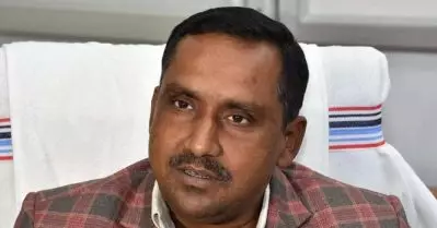 രാജ്യത്തെ ജനങ്ങളെ ലാബോറട്ടറിയിലെ എലികളായി കാണരുത്; കൊവിഡ് വാക്‌സിനേഷനെതിരെ ജാര്‍ഖണ്ഡ് മന്ത്രി
