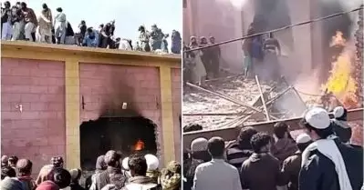 തീവ്ര മുസ്‌ലിം സംഘടനയില്‍പ്പെട്ടവര്‍ തകര്‍ത്ത ഹിന്ദു ക്ഷേത്രം പുനര്‍ നിര്‍മ്മിക്കുമെന്ന് പാകിസ്താന്‍ സര്‍ക്കാര്‍